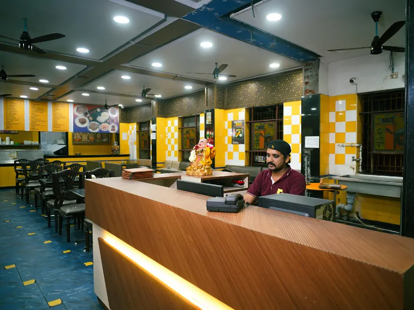 Hotel Raaj Bhaavan - US Consulate - Nungambakkam - Image 1
