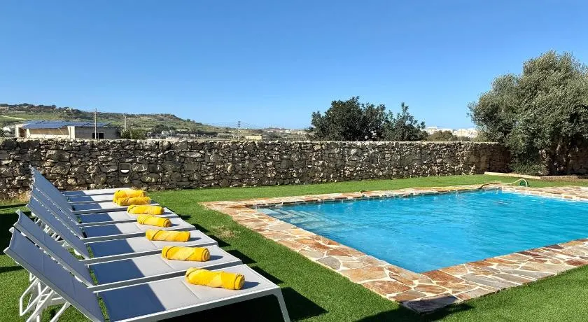 Carmena Farmhouse W/Pool&Jacuz byArcoCollection - Image 1
