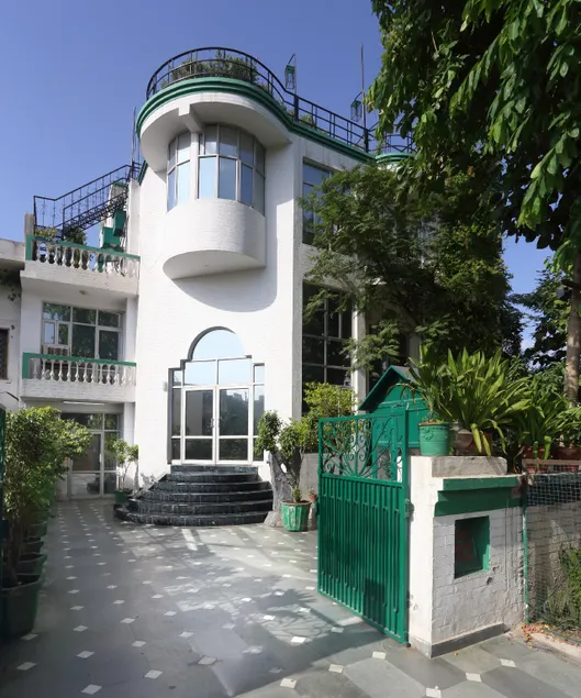 Guest House Near by IGI Airport - Image 1