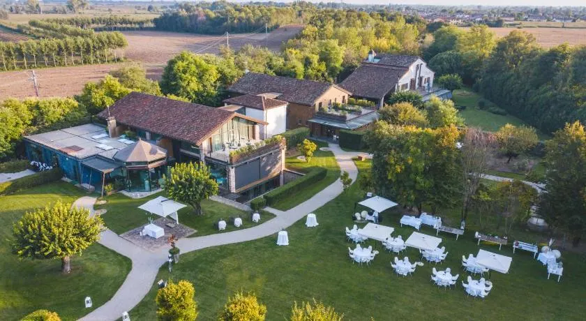 Il Tesoro Living Resort - Image 1