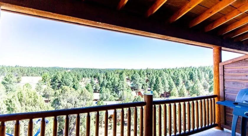 Elegant Cottage with Wonderful Views near FH Lake - Image 1