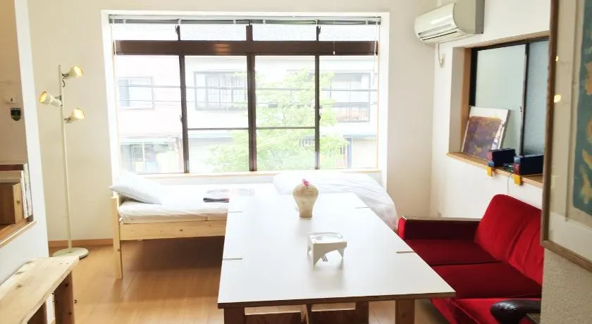 Toolate Guesthouse Toyama - Image 1
