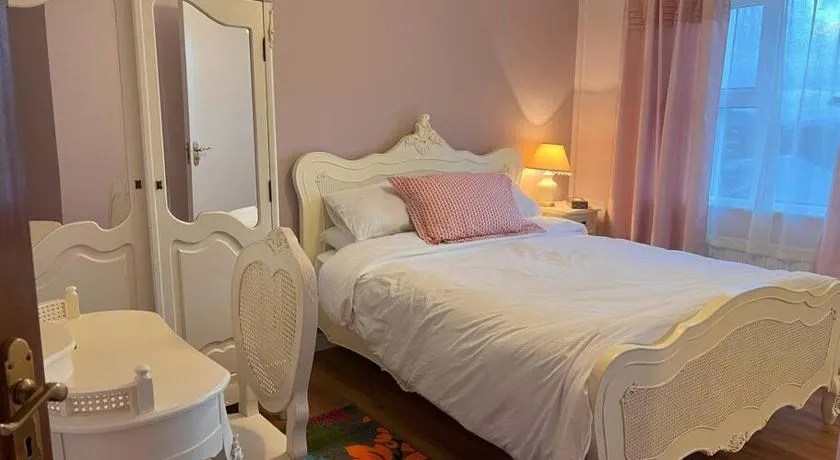 LILY'S LODGE - Beautiful Central Buncrana Home - Image 1