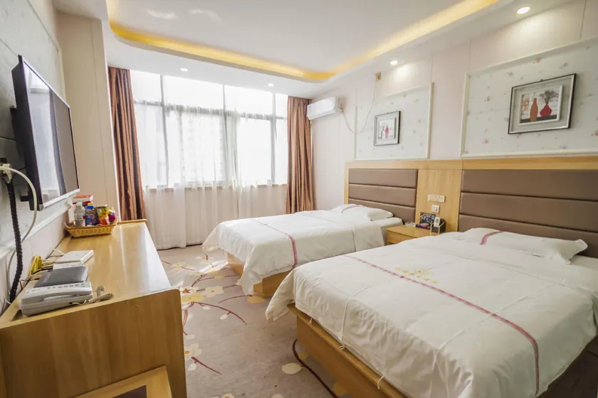 Blessing Holiday Hotel (Tianyuan Branch) - Image 1