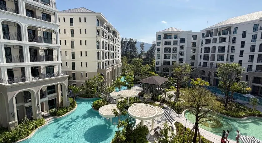 Pool view 1 bed room bang tao beach by 87Homes - Image 1