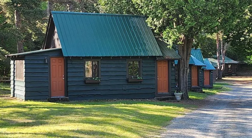 Moreno's Adirondack Cabins - Image 1