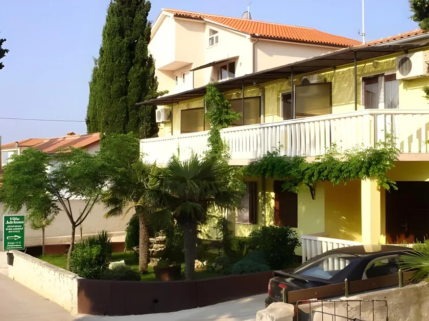 Bed & Breakfast Villa Adriana - Image 1