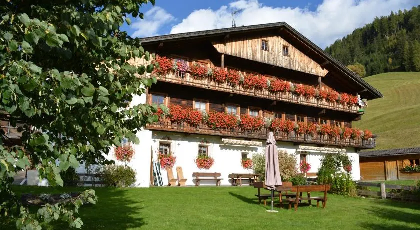 Kradorferhof - Image 1