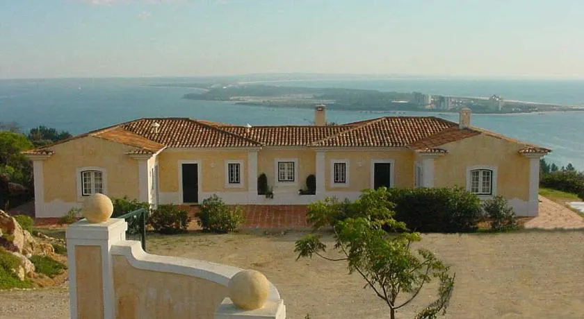 Ha Mar ao Luar - Image 1