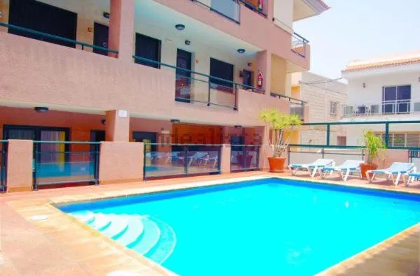 Apartment Paraiso - Image 1