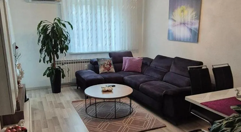 Angelina Apartment - Image 1