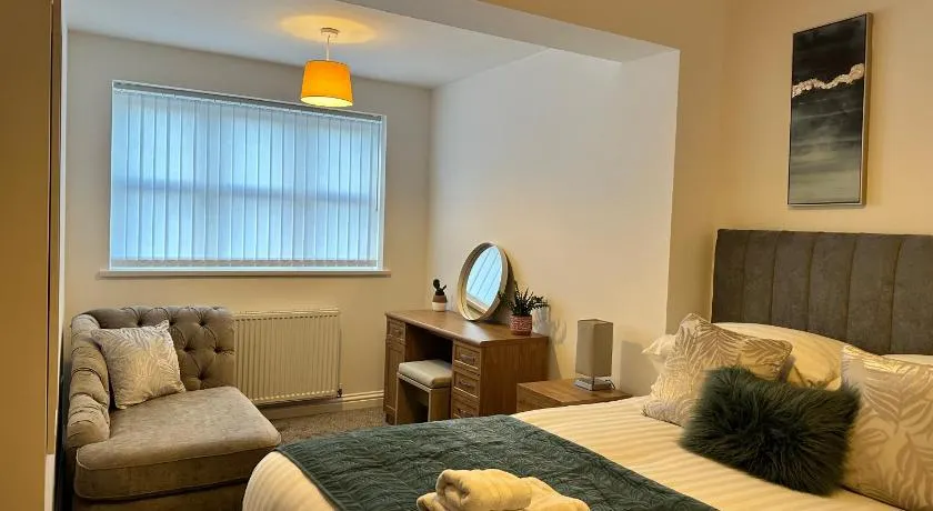 Belsay 4 bedroom bungalow with loft conversion - Image 1