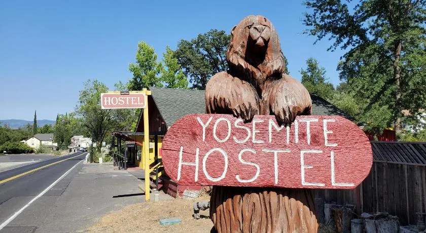 Yosemite International Hostel - Image 1