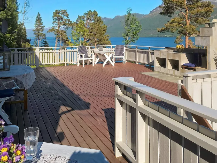 8 person holiday home in EIDSVÅG-By Traum - Image 1