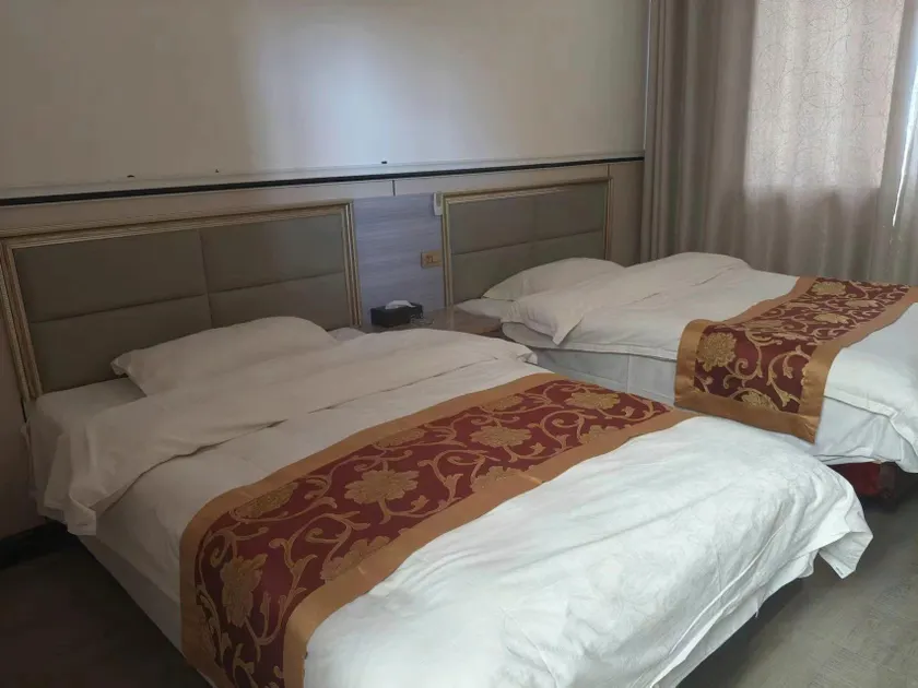 Jingyue Hotel - Image 1
