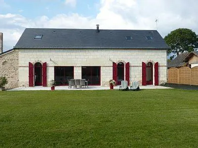 Jolie Maison de Campagne en pierre de tuffeau - Image 1