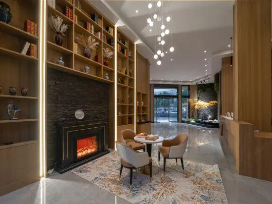 Taizhou GTALLIN Light Luxury Hotel (Jiaojiang Shifu Avenue) - Image 1
