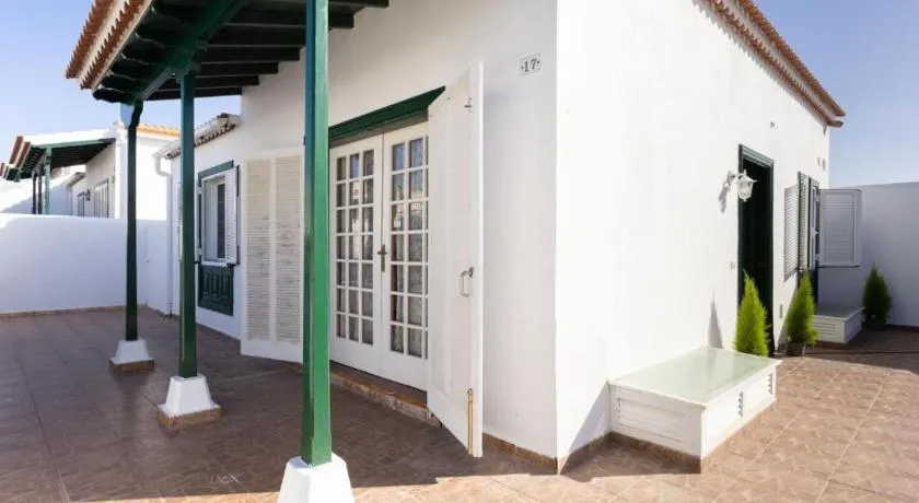 Live Abades Playa y terraza - Image 1