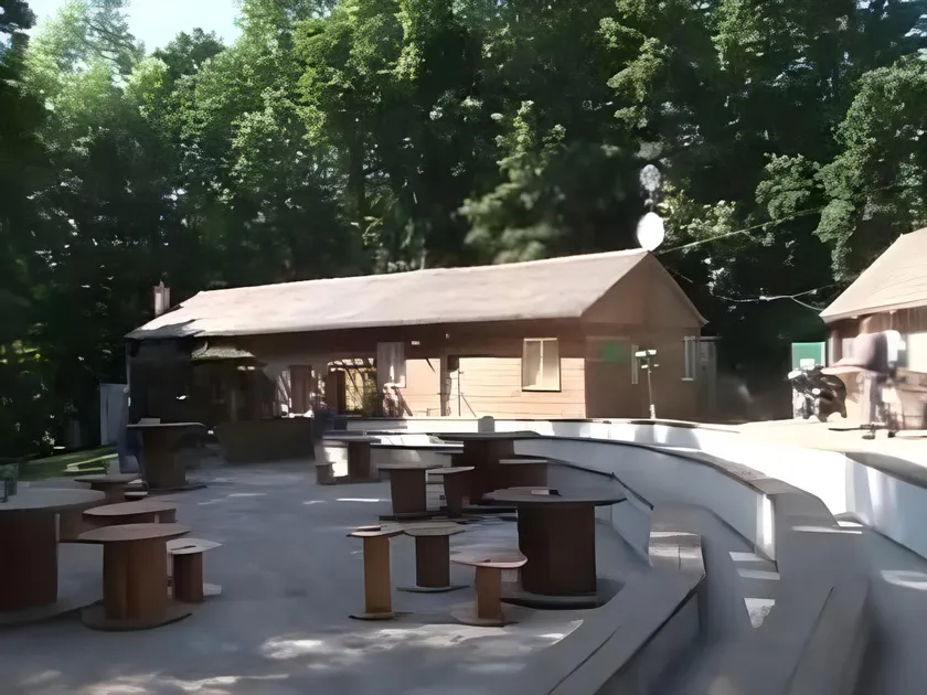 Woody Park - Image 1