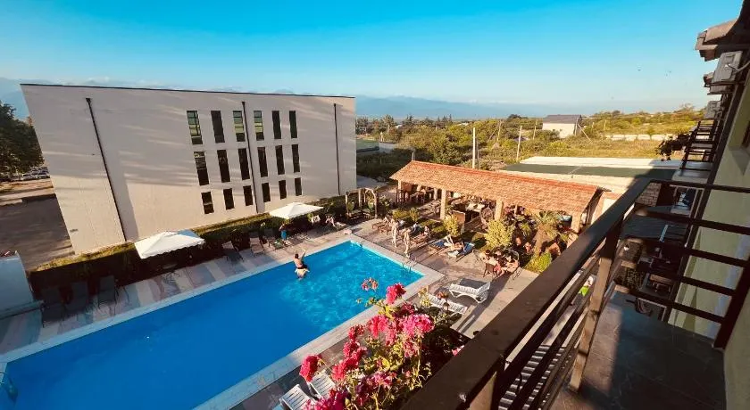 Green Hotel ANG - Image 1