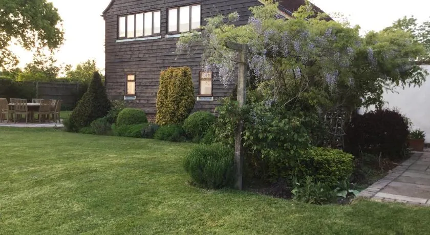 Heartwood Barn - Image 1