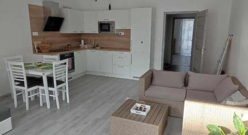 APARTMÁN ČAMBOR - na skok do prírody a mesta - Image 1