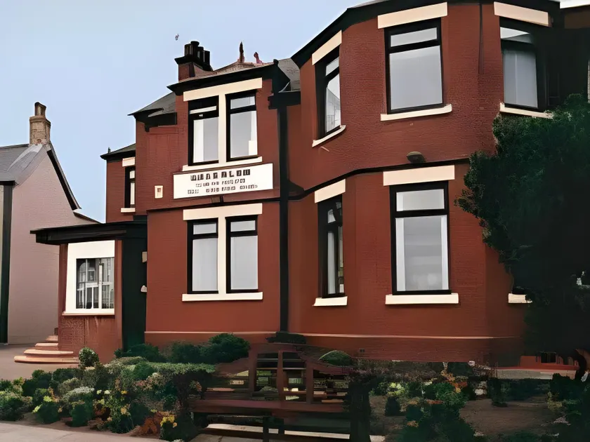 Greenlaw Guest House - Image 1