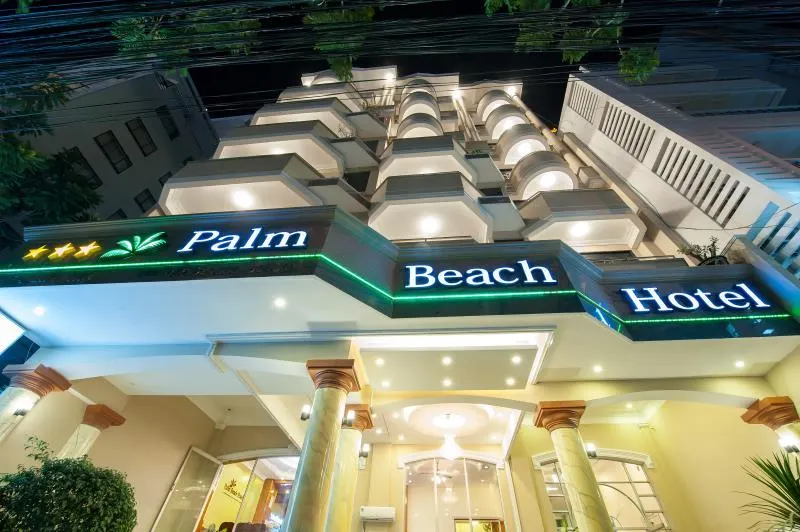 Palm Beach Hotel - Image 1