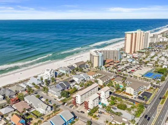 Beach House - Gulf Dream by Panhandle Getaways - Image 1