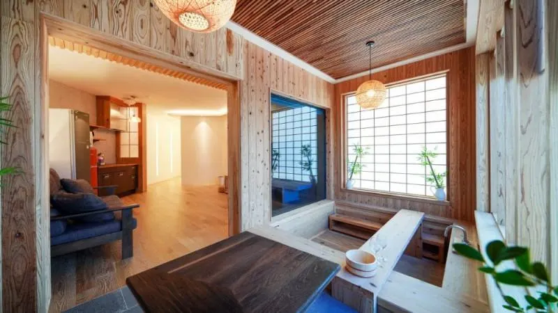 Geoje Island Groove In Cafe Pension - Image 1