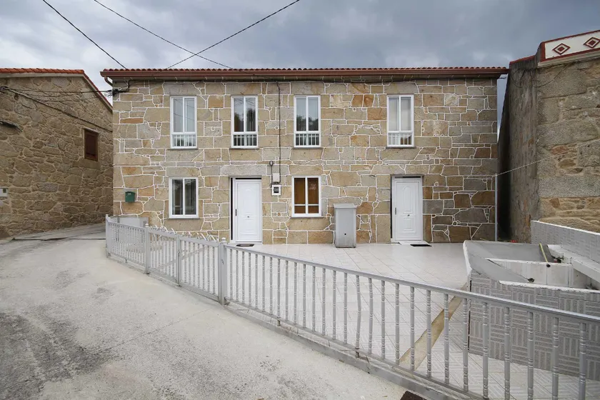 107775 - House in Lira - Image 1