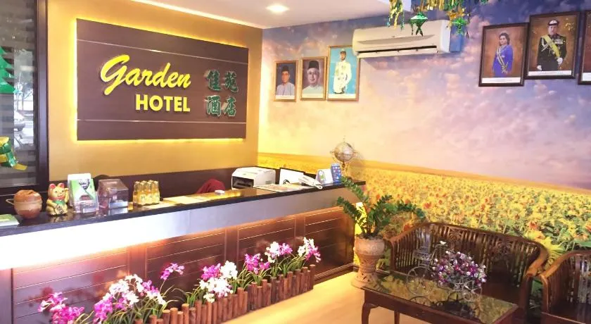Pontian Garden Hotel - Image 1