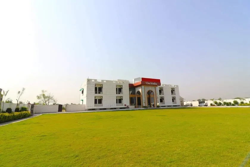 Hotel Blueberry Resort Bhilwara - Image 1