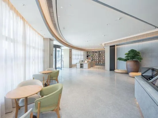 JI Hotel (Pinghu Donghu Yintai Department Store) - Image 1