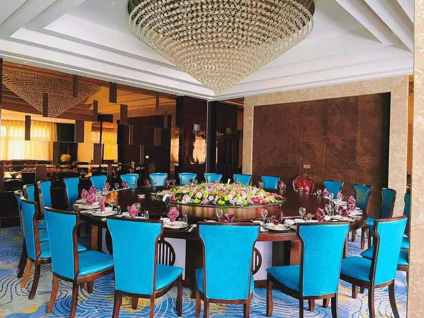 Good China City International Hotel - Image 1