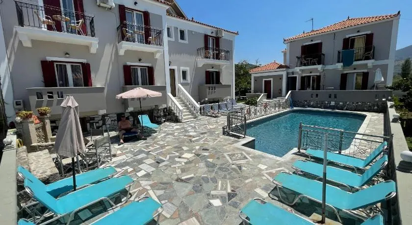 Stella Apartments - Image 1