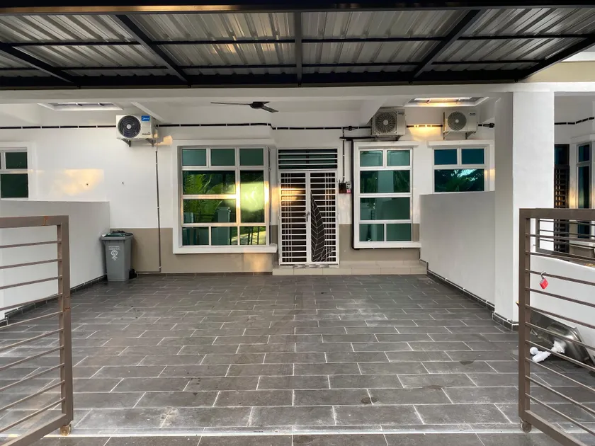 Roza Homestay - Image 1