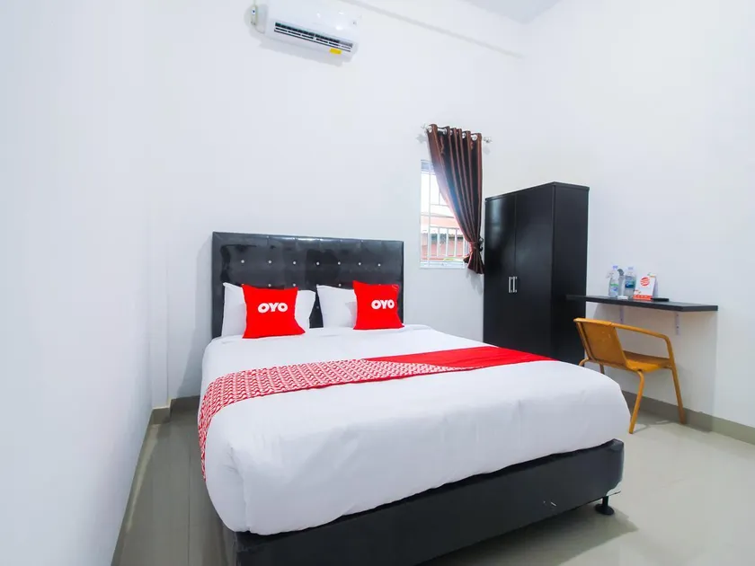 OYO 1653 Fajar Residence - Image 1