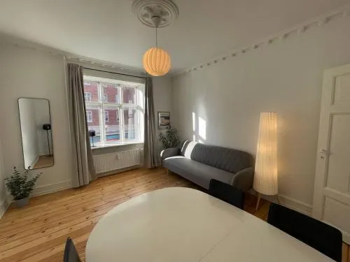 Comfy Valby Retreat - Image 1