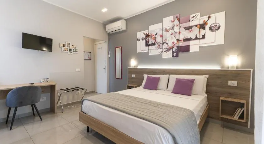 Affittacamere Orchidea for Tourists Hesperia Hosp - Image 1