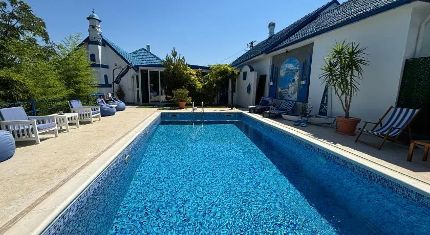 Vila Santorini-Novi Sad - Image 1