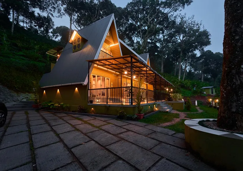 The Yela Munnar by VOYE HOMES , Nestled in Cardamom Plantation - Image 1