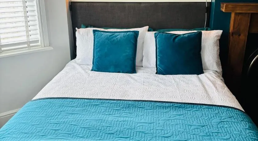 The Guest Room - Image 1