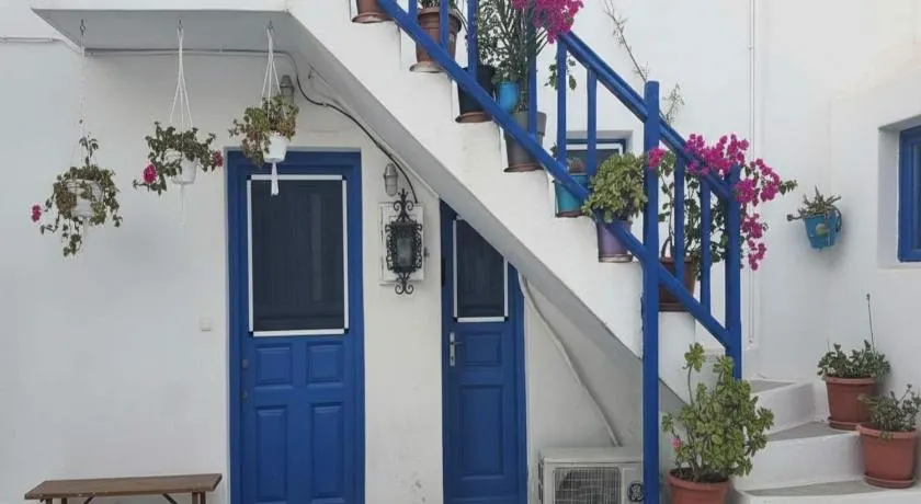 Mykonos Town Home for Two - Image 1
