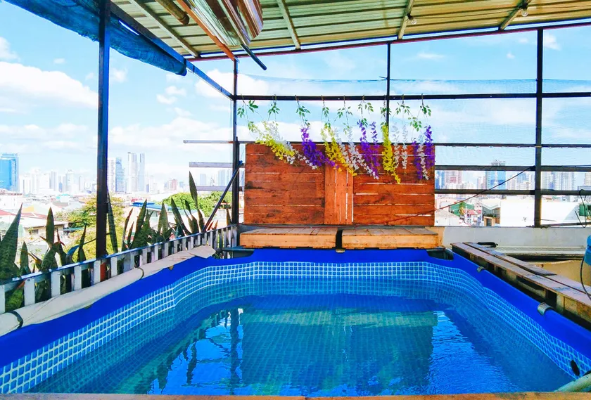 Gaylord Residence Manila - Image 1
