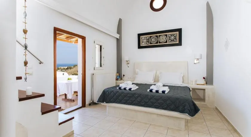 Sun Stories Suites - Image 1