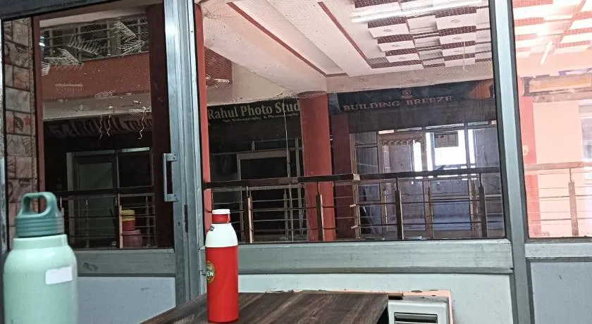 Hotel Tanuja - Image 1