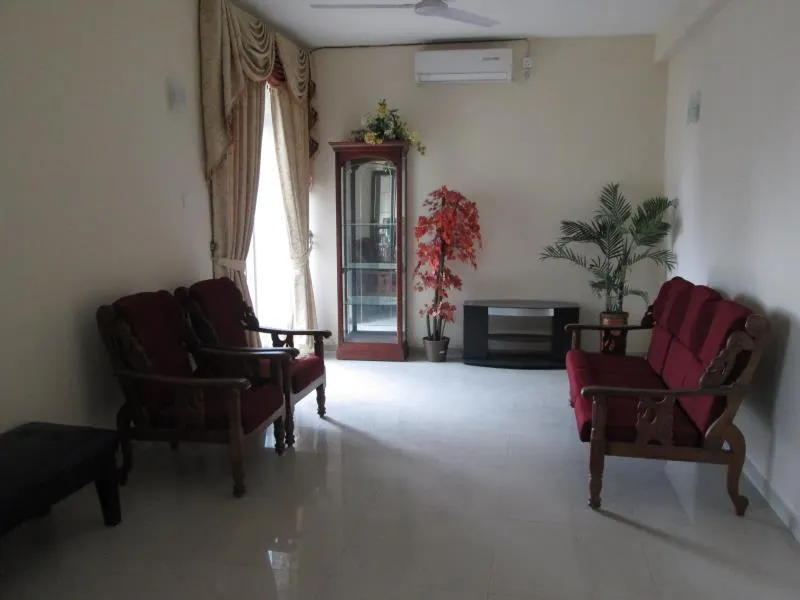 Visakha 6 - Image 1