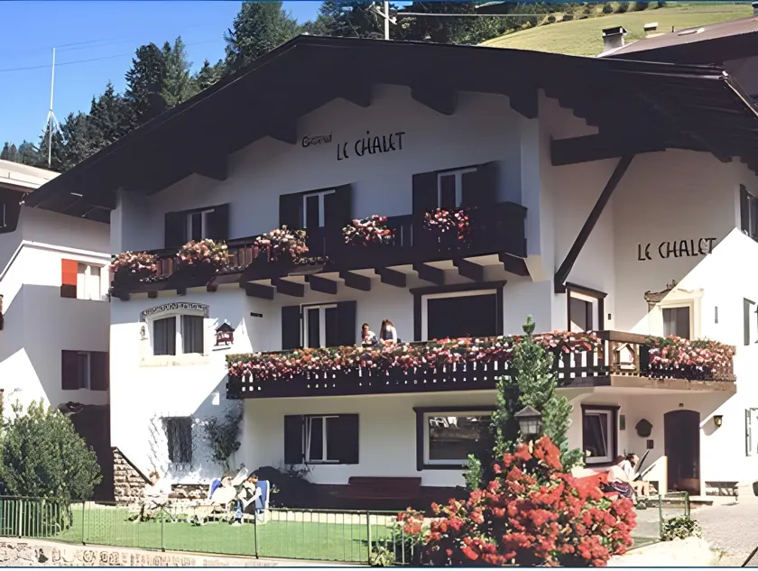 Garni Le Chalet - Image 1