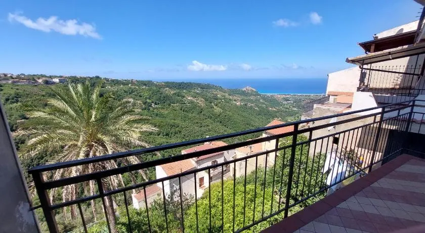 B&B Biancamano - Image 1